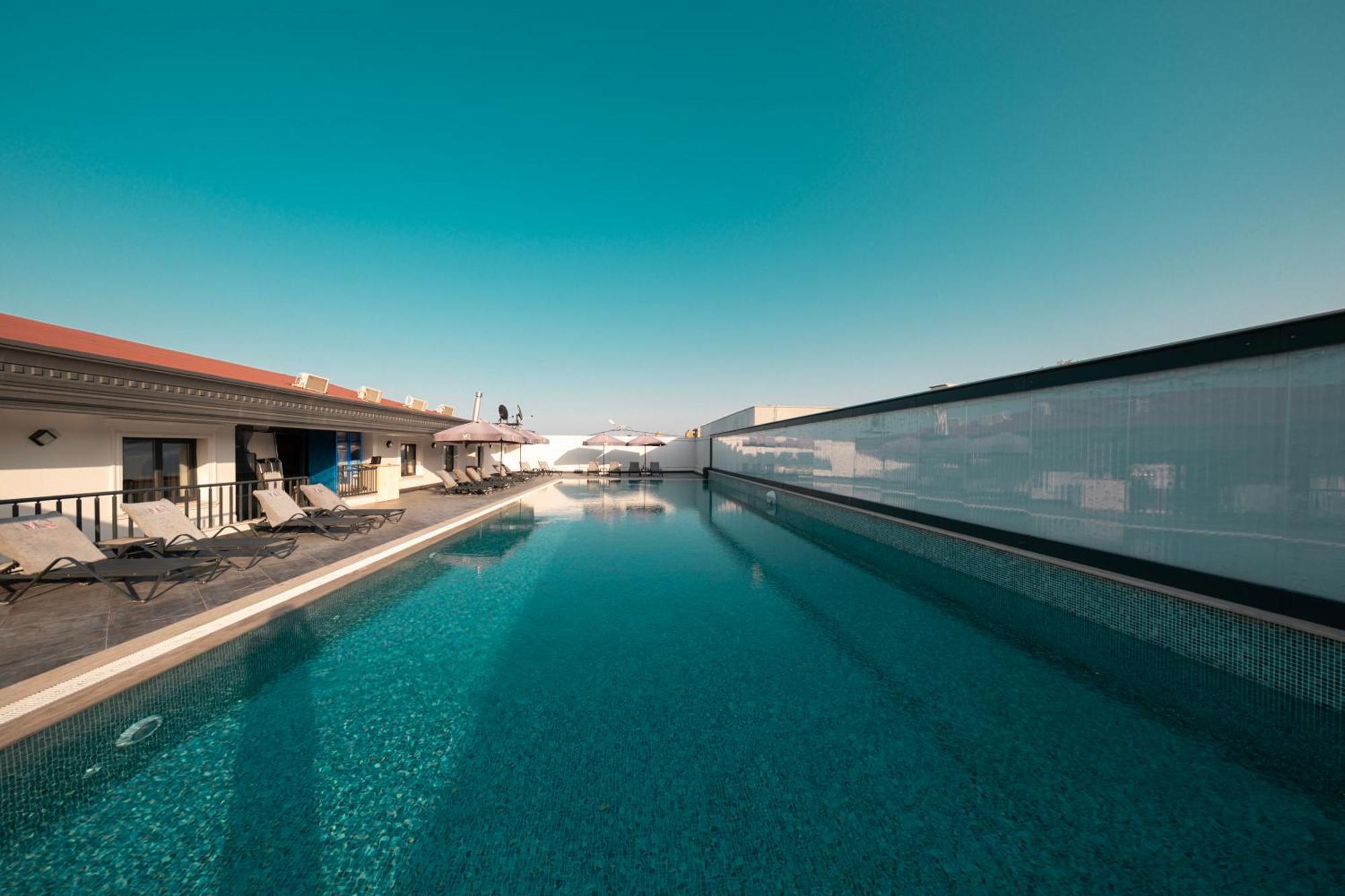 Mq Hotel Suites Arnavutkoy ภายนอก รูปภาพ