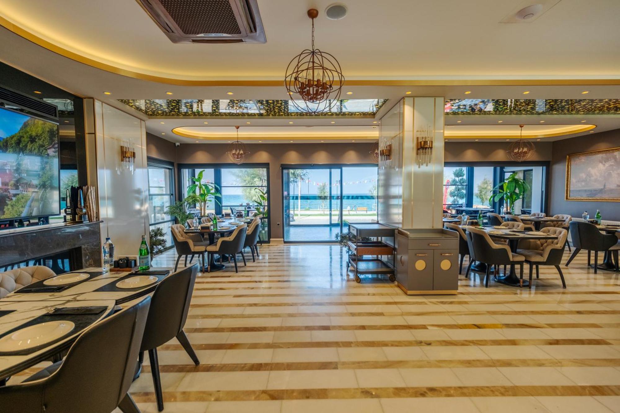 Mq Hotel Suites Arnavutkoy ภายนอก รูปภาพ